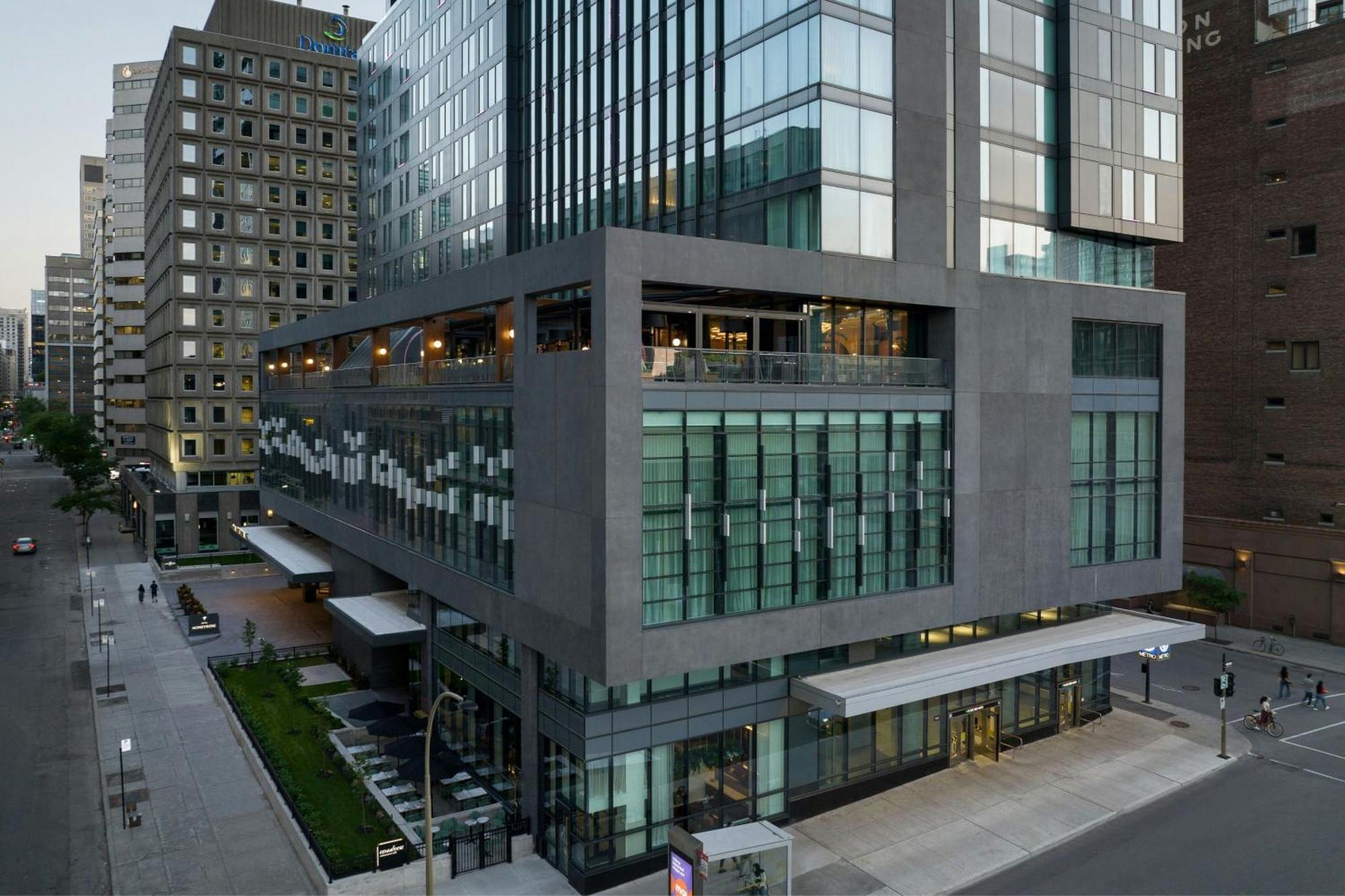Honeyrose Hotel, Montreal, A Tribute Portfolio Hotel Bagian luar foto The hotel's entrance