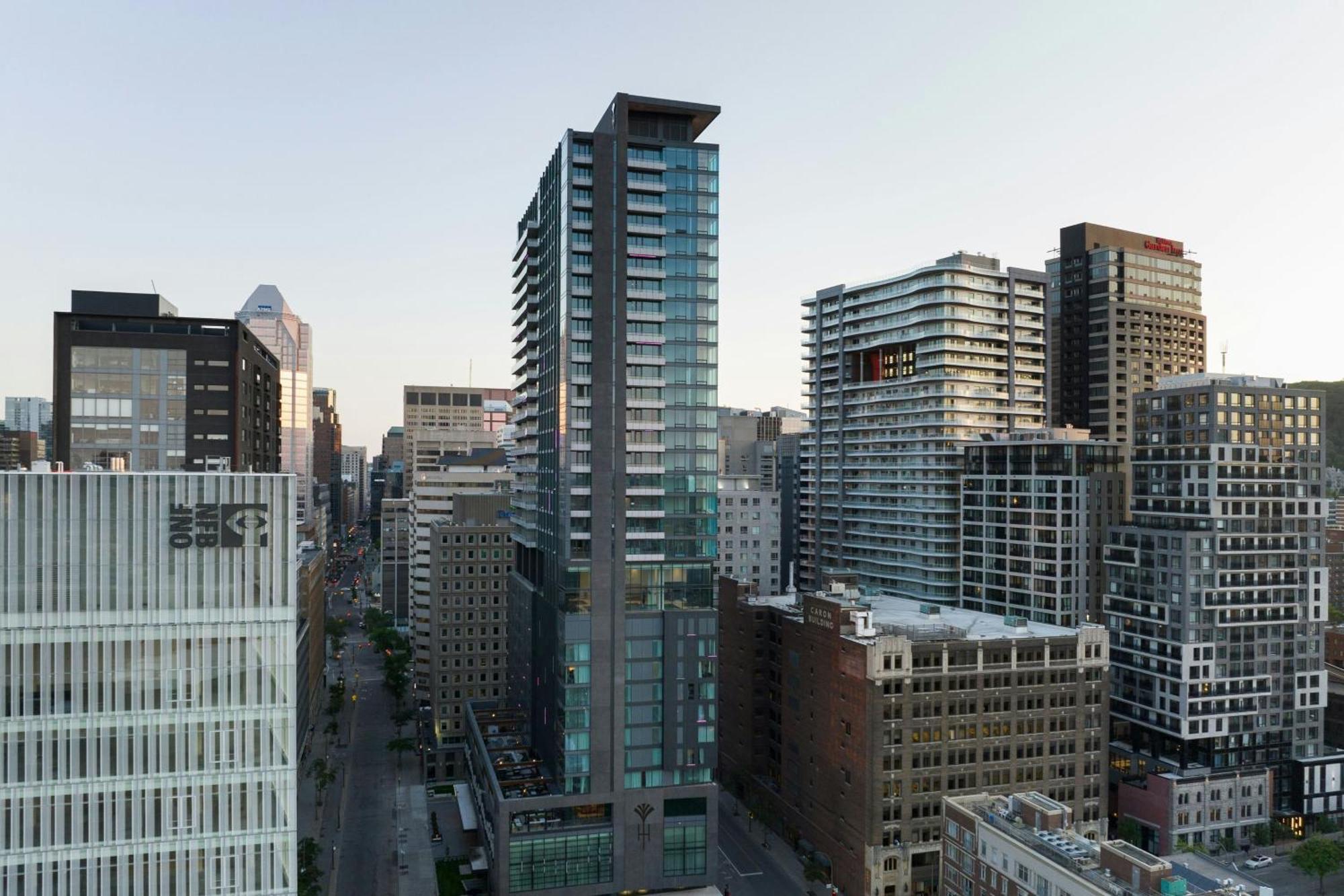 Honeyrose Hotel, Montreal, A Tribute Portfolio Hotel Bagian luar foto The building in 2013